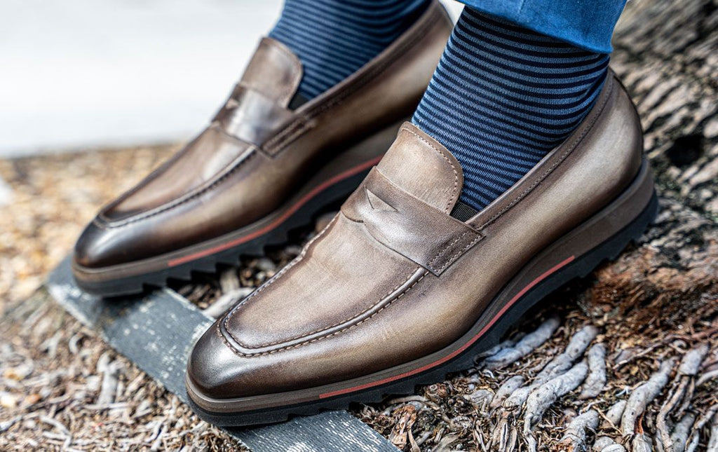 Handcrafted italian leather shoes top